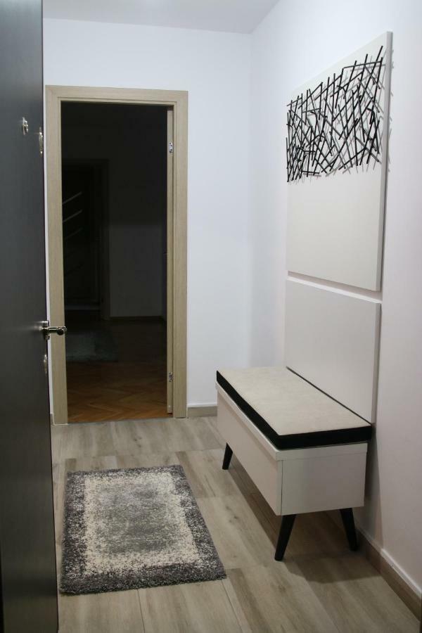 Tania Apartament Oradea Extérieur photo