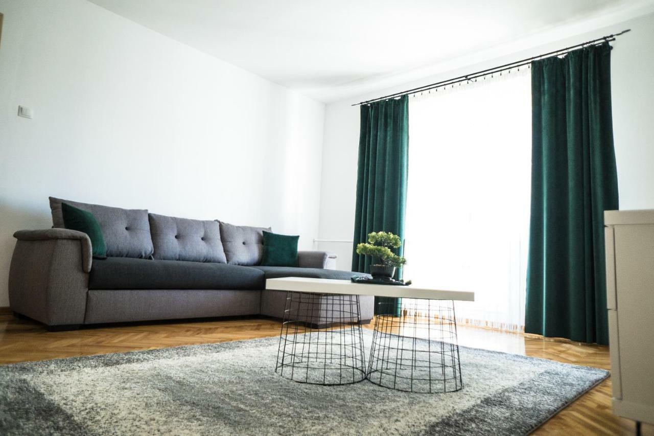 Tania Apartament Oradea Extérieur photo