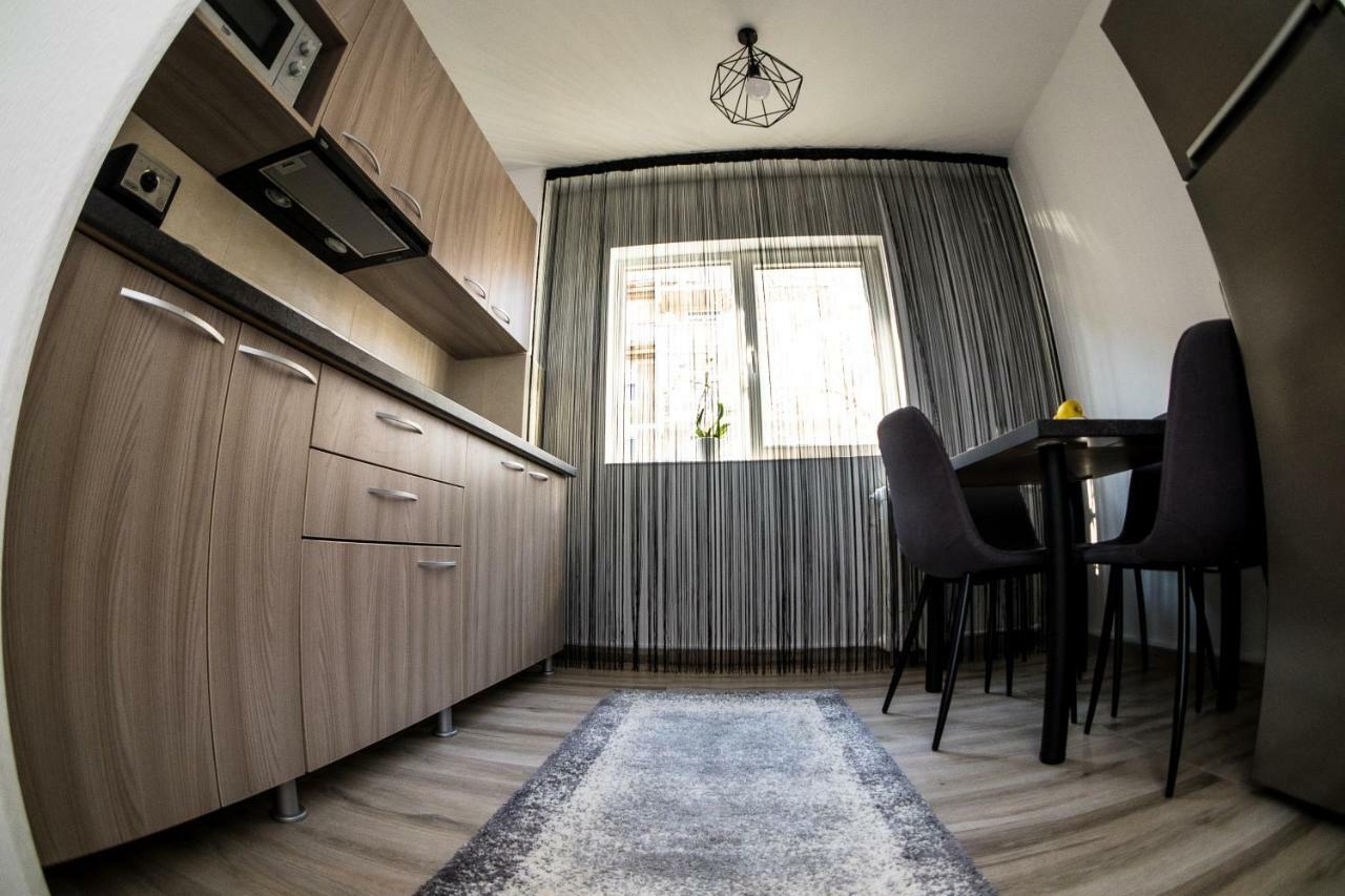 Tania Apartament Oradea Extérieur photo